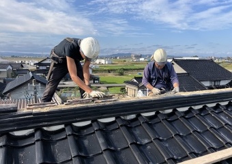 金沢市Y様邸瓦棟積みなおし工事