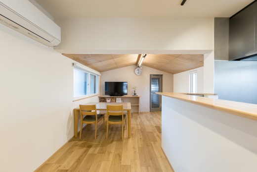 家族が集う、ぬくもりを紡ぐLDKリノベーション